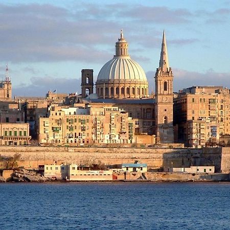 Unbeatable Location Valletta And Harbour Views Apartment Sliema Exterior photo