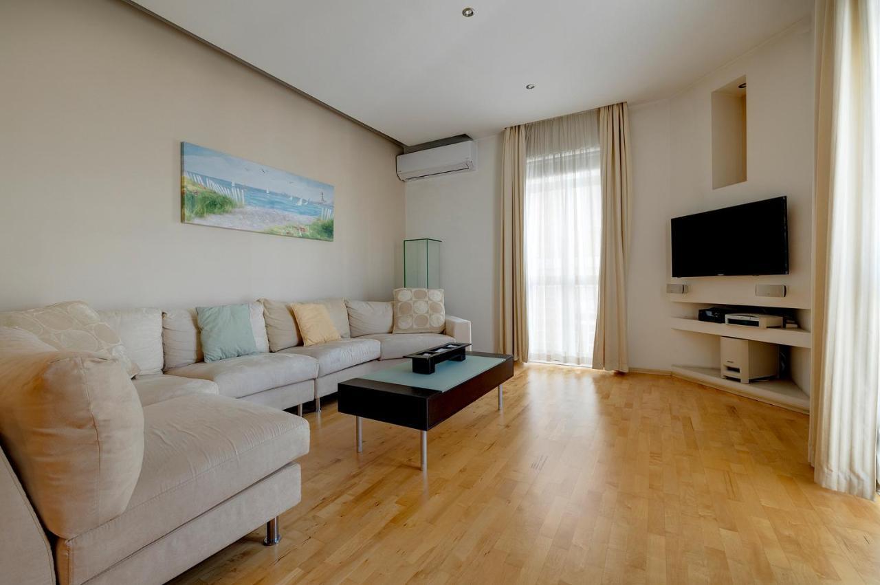 Unbeatable Location Valletta And Harbour Views Apartment Sliema Exterior photo